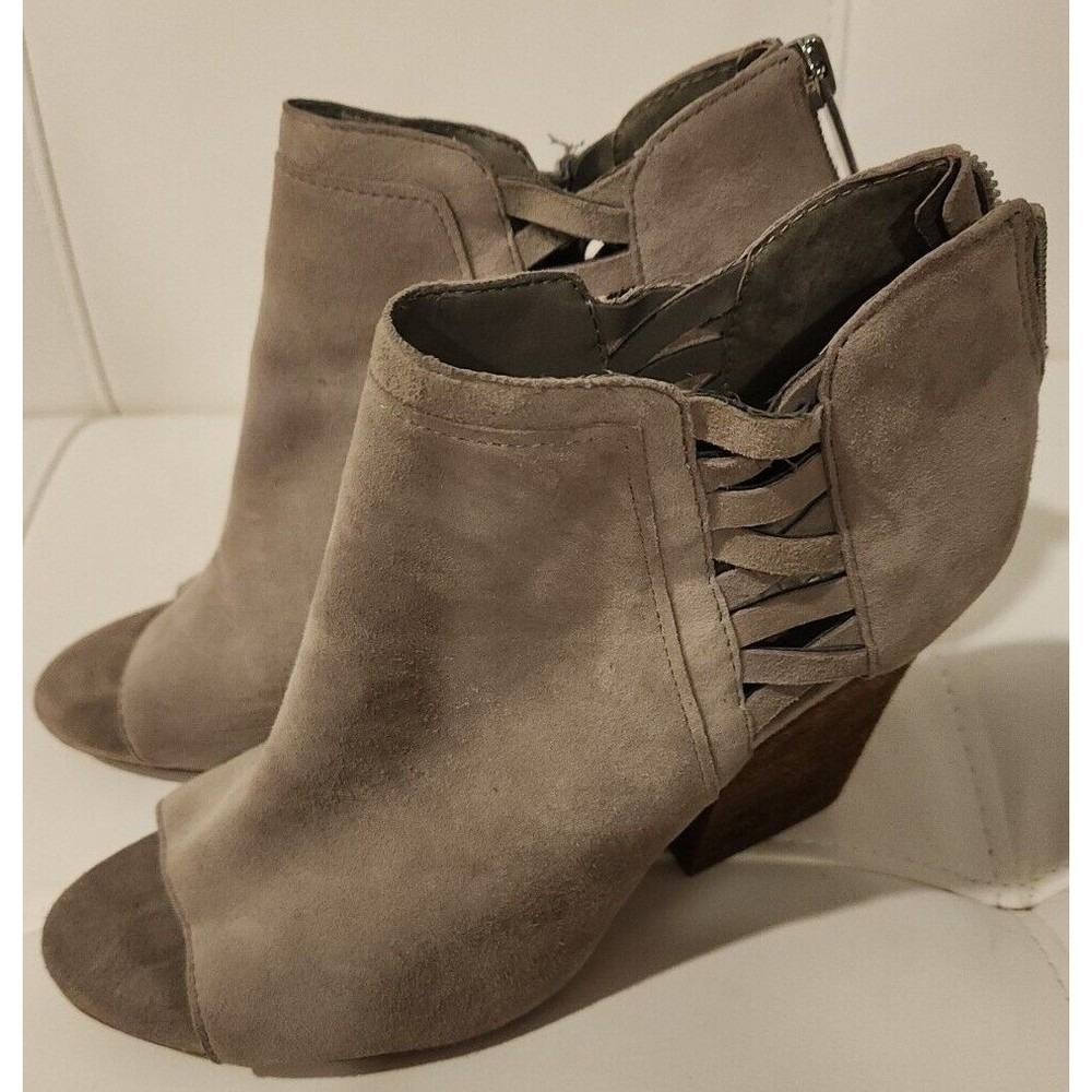 Vince Camuto Peep Toe Suede Cutout Booties Wedge Heel Zipper Boot‎ Gray Size 7.5 - Picture 2 of 9